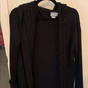 Black cable hooded duster